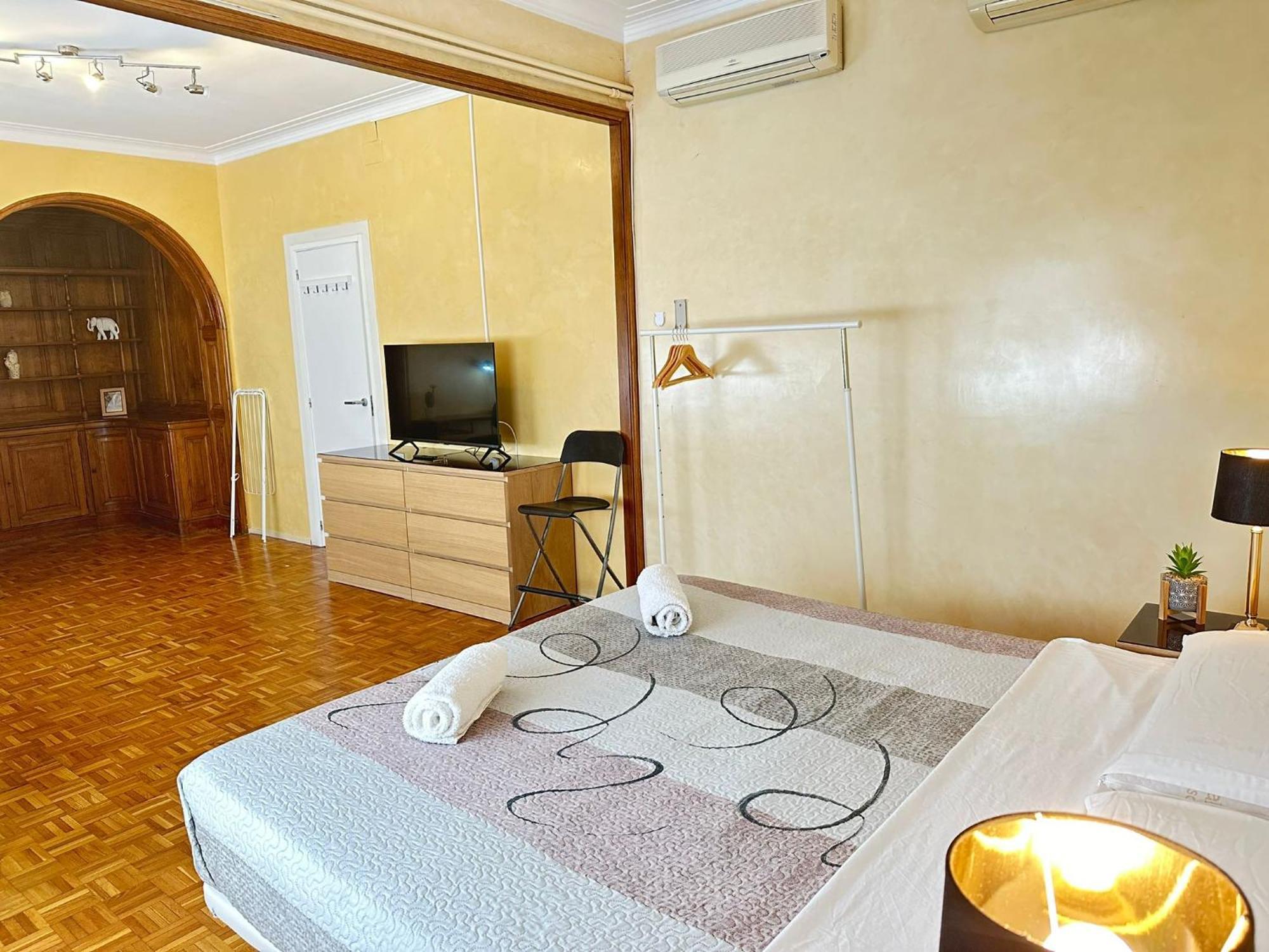 Rooms Villaroel バルセロナ エクステリア 写真