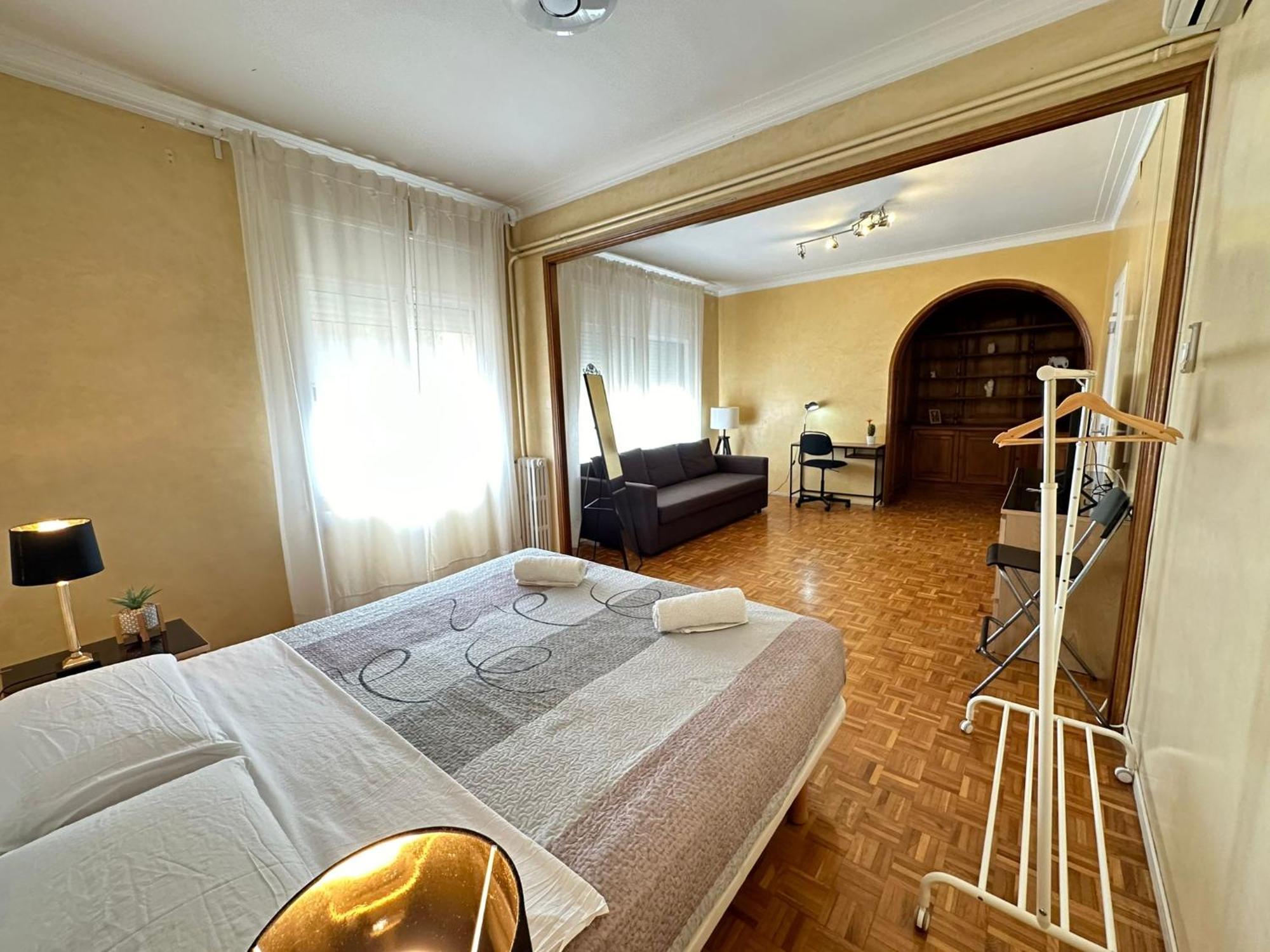 Rooms Villaroel バルセロナ エクステリア 写真